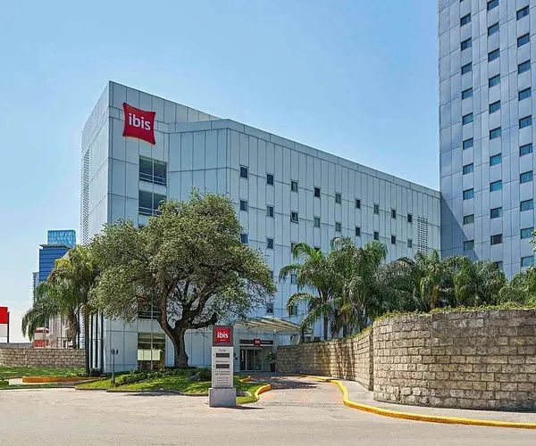 ibis Monterrey Valle